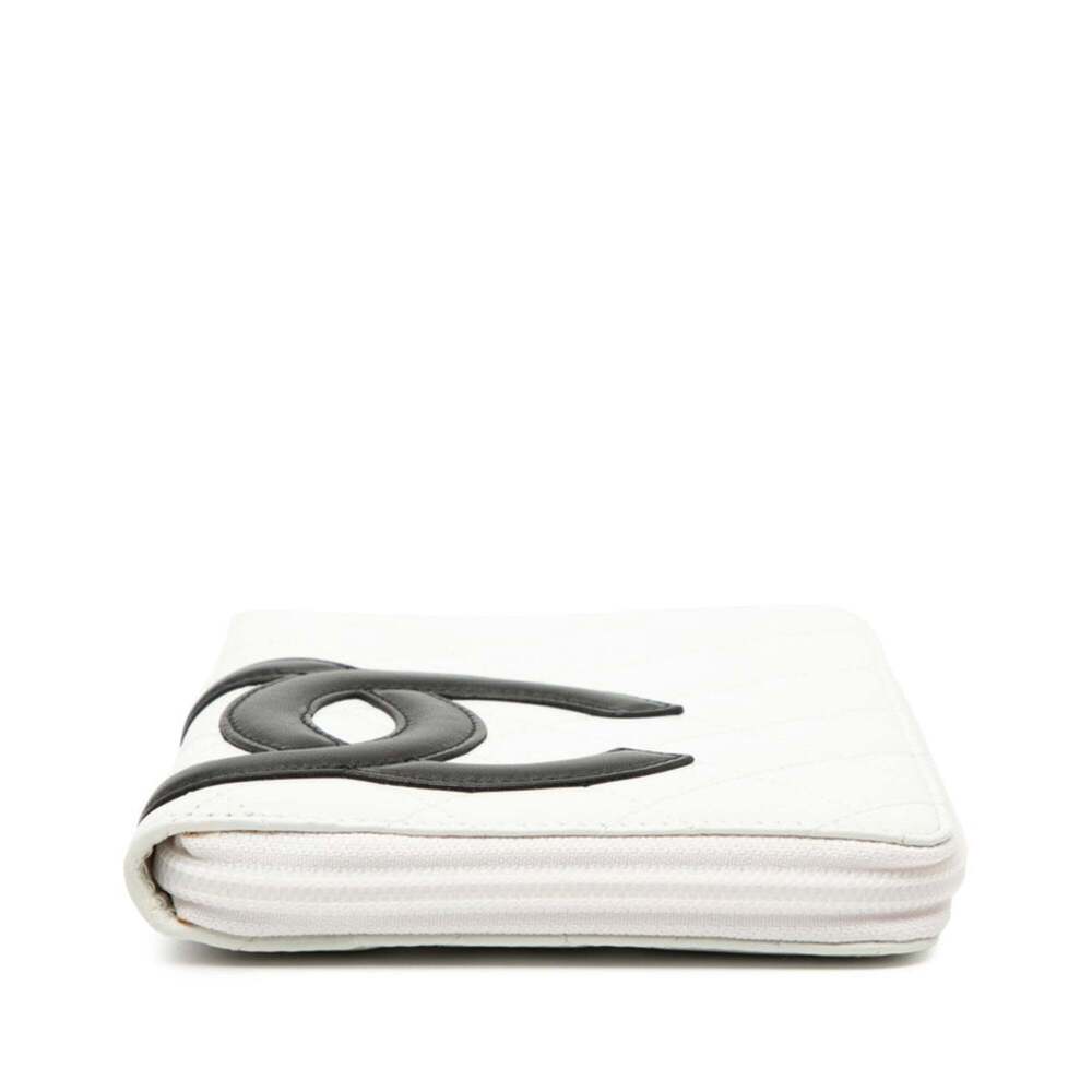 CHANEL Authentic Black Leather Wallet - Picture 3 of 9